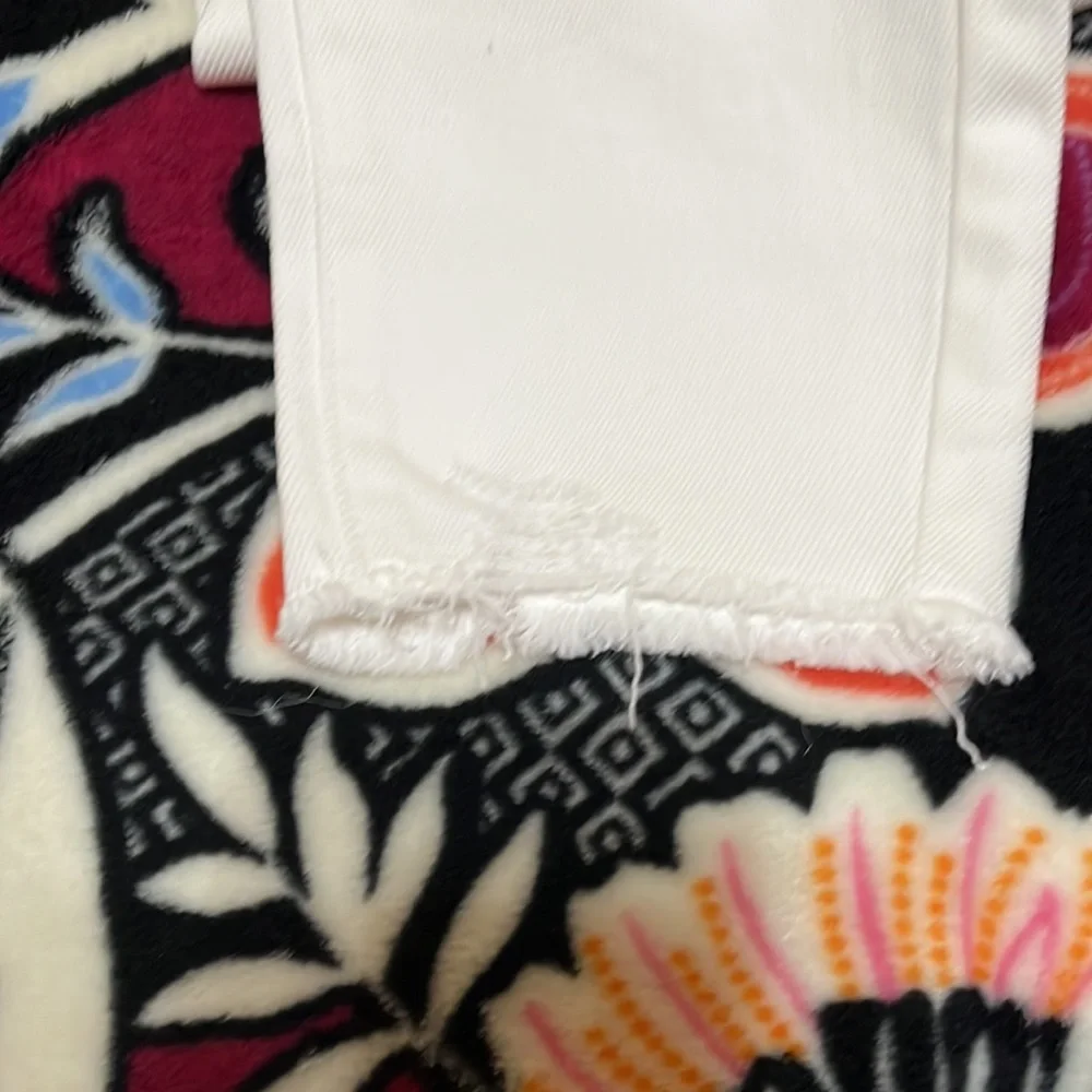 Kancan White Jeans NWT - Picture 9 of 11